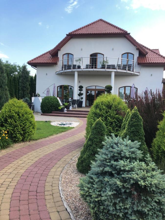 Rezydencja Szmaragdowy Ogrod Konstantynow Lodzki Exterior photo